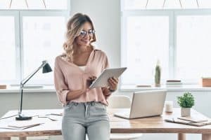 8 PRACTICAL TIPS FOR FACEBOOK PAGE SUCCESS